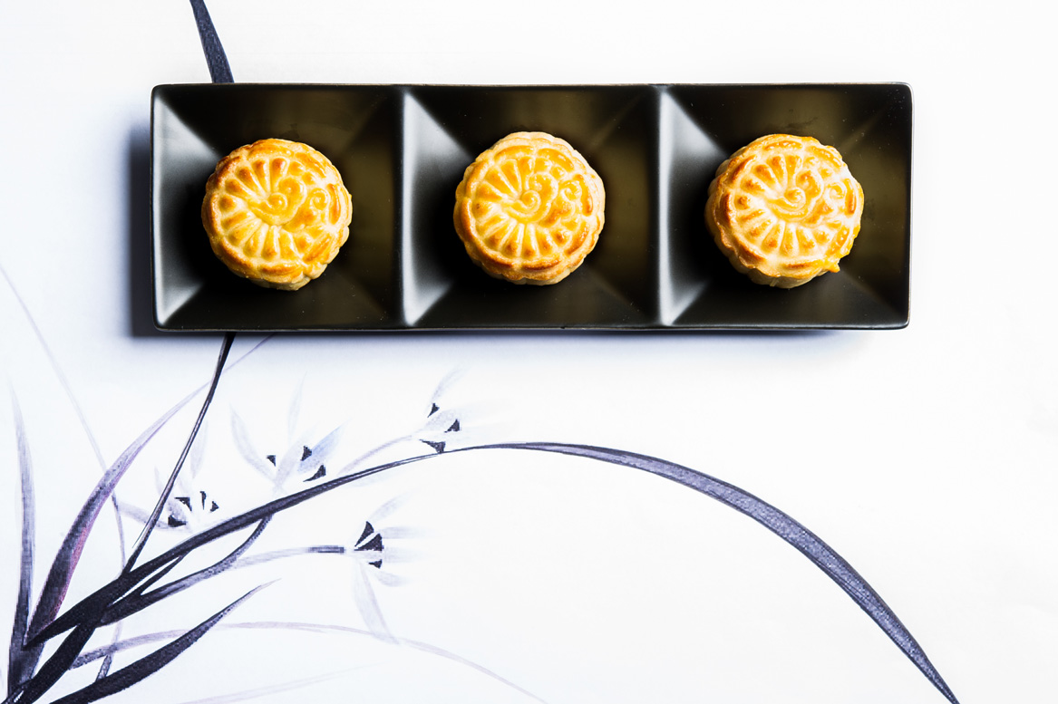 Custard Mooncake, Lavender.